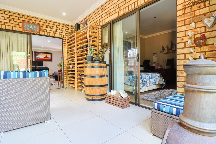 4 Bedroom Property for Sale in New Redruth Gauteng