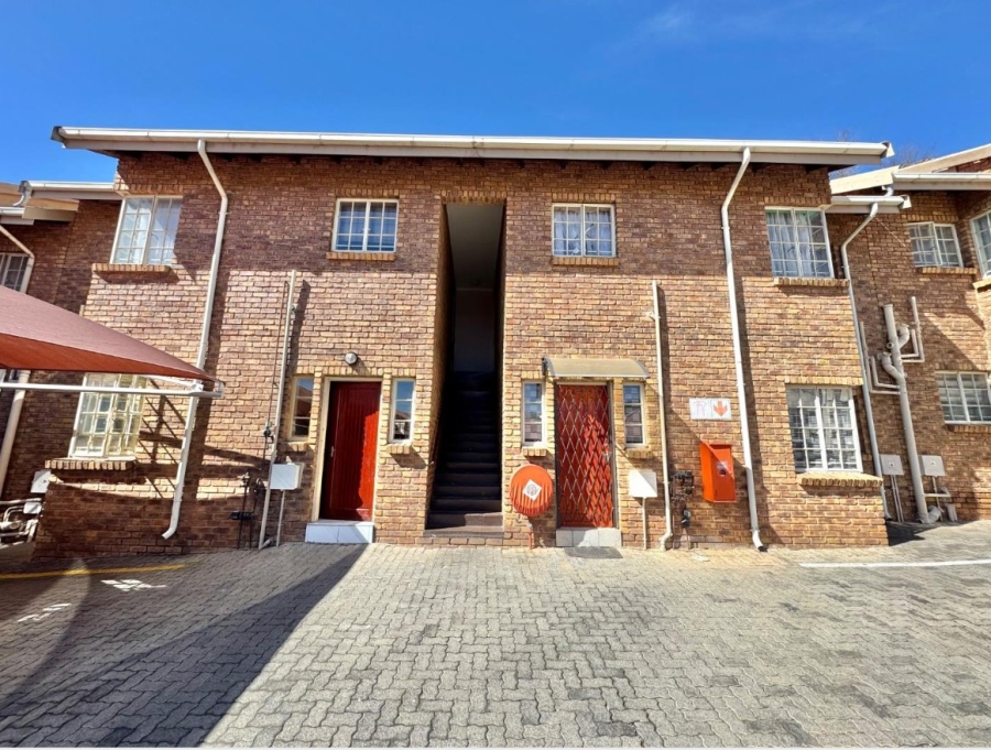 2 Bedroom Property for Sale in Regents Park Gauteng