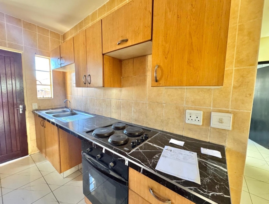 2 Bedroom Property for Sale in Regents Park Gauteng