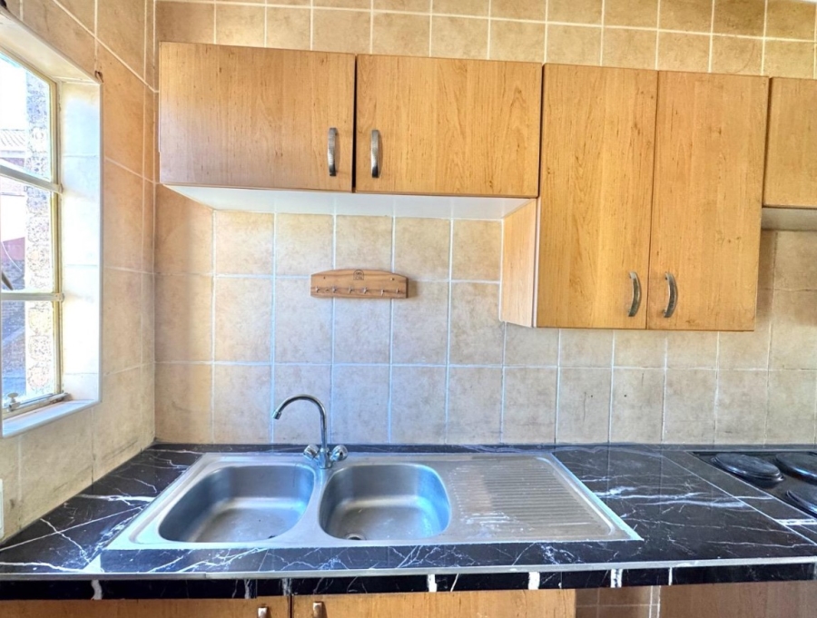 2 Bedroom Property for Sale in Regents Park Gauteng