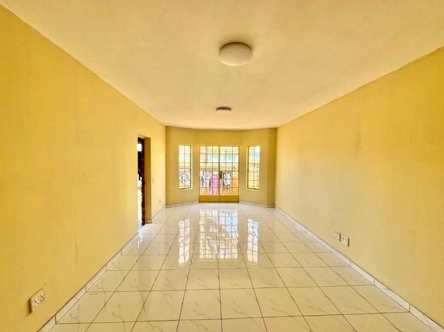 2 Bedroom Property for Sale in Regents Park Gauteng