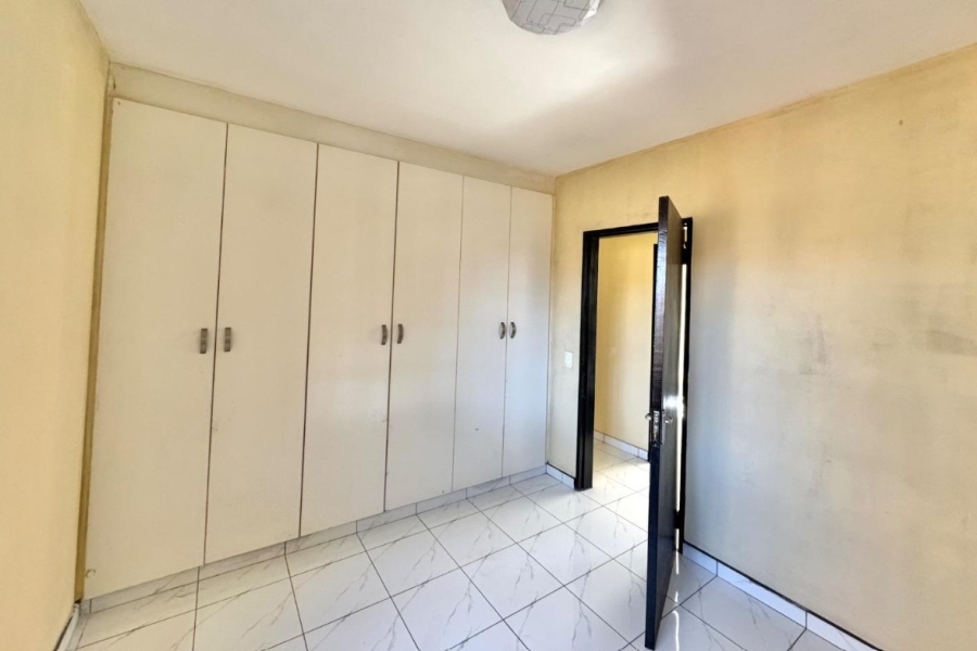 2 Bedroom Property for Sale in Regents Park Gauteng