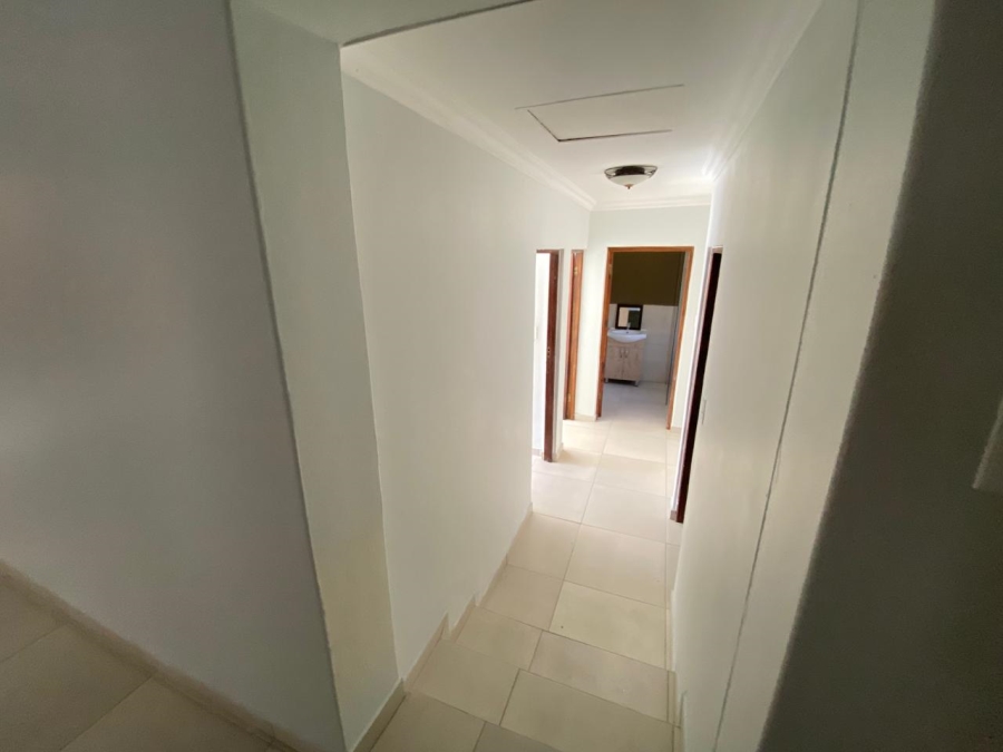 To Let 4 Bedroom Property for Rent in Lynnwood Gauteng