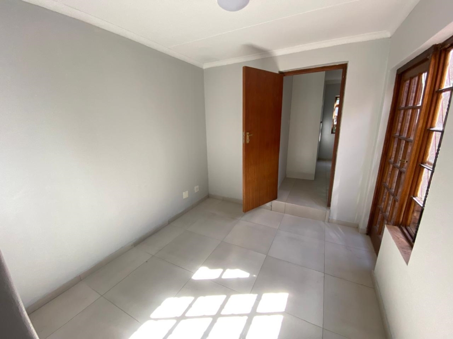 To Let 4 Bedroom Property for Rent in Lynnwood Gauteng