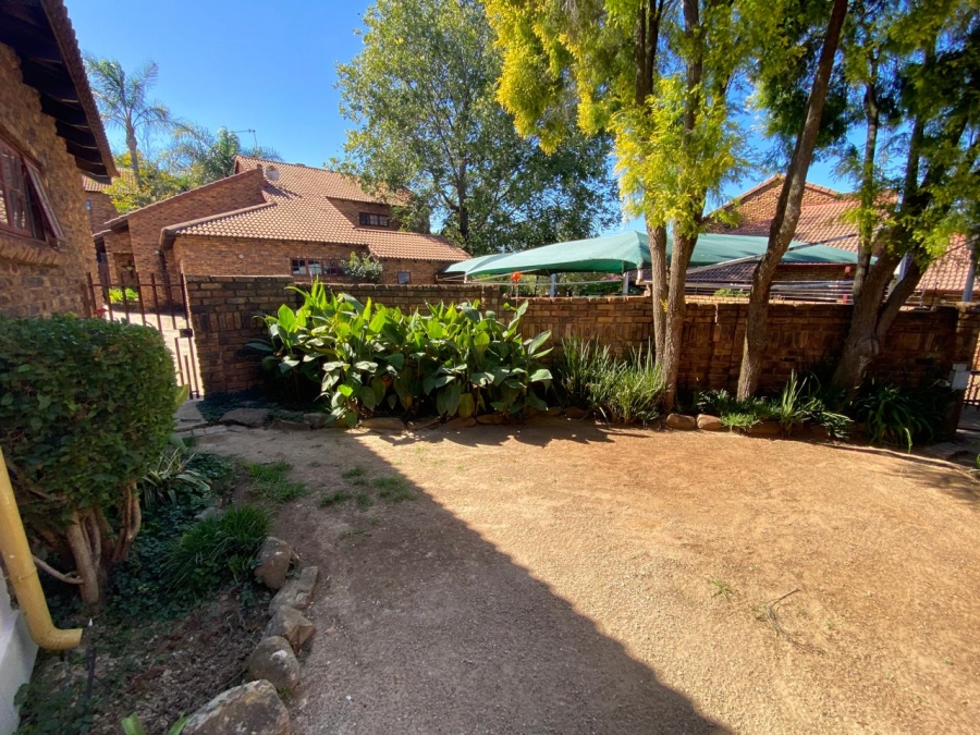 To Let 4 Bedroom Property for Rent in Lynnwood Gauteng