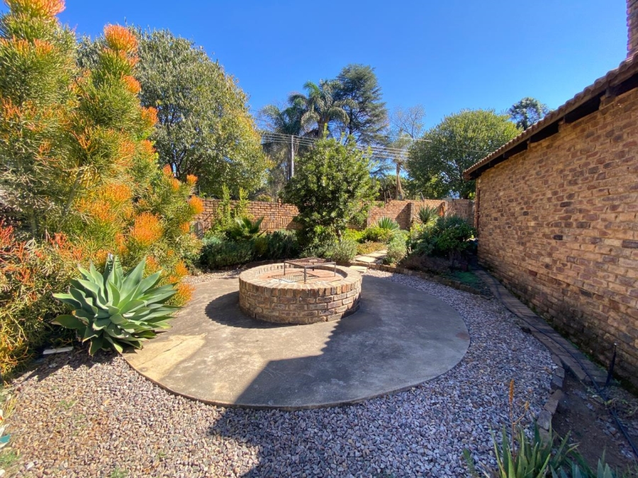 To Let 4 Bedroom Property for Rent in Lynnwood Gauteng