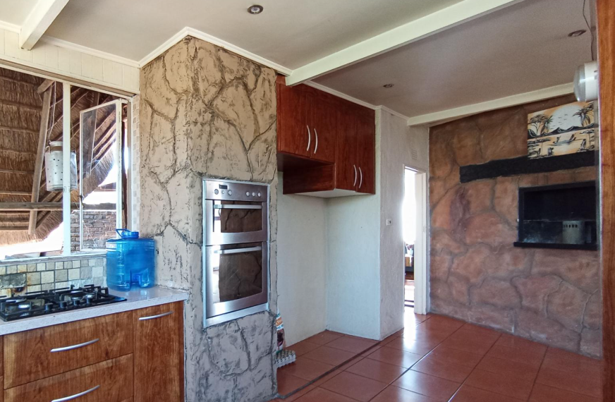 3 Bedroom Property for Sale in Ontdekkerspark Gauteng