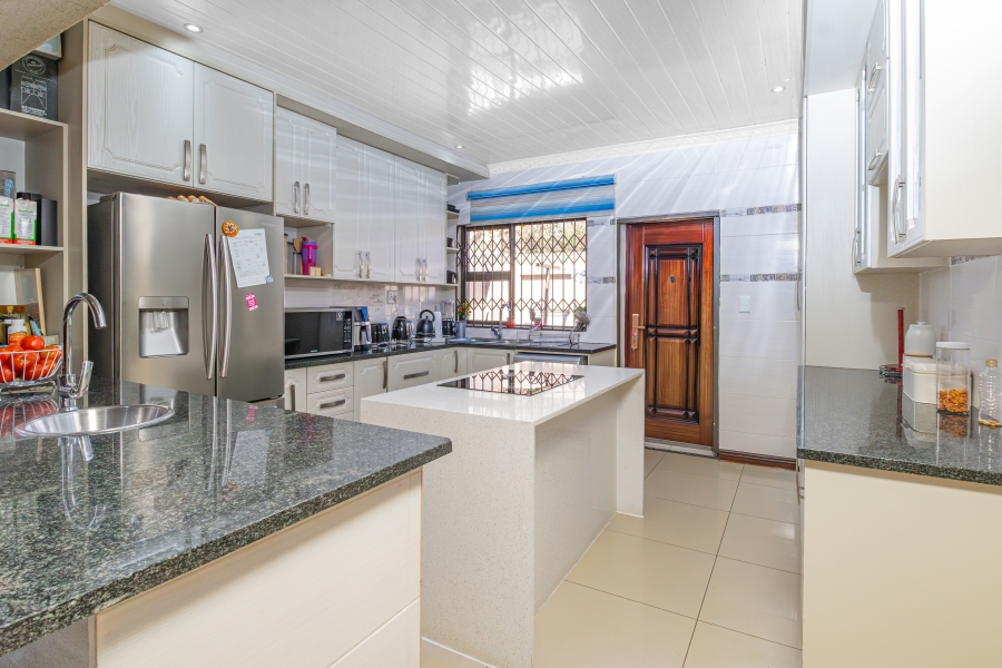 3 Bedroom Property for Sale in Cosmo City Gauteng