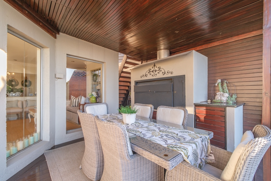 3 Bedroom Property for Sale in Northcliff Gauteng