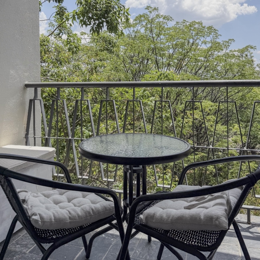 To Let 1 Bedroom Property for Rent in Parkmore Gauteng