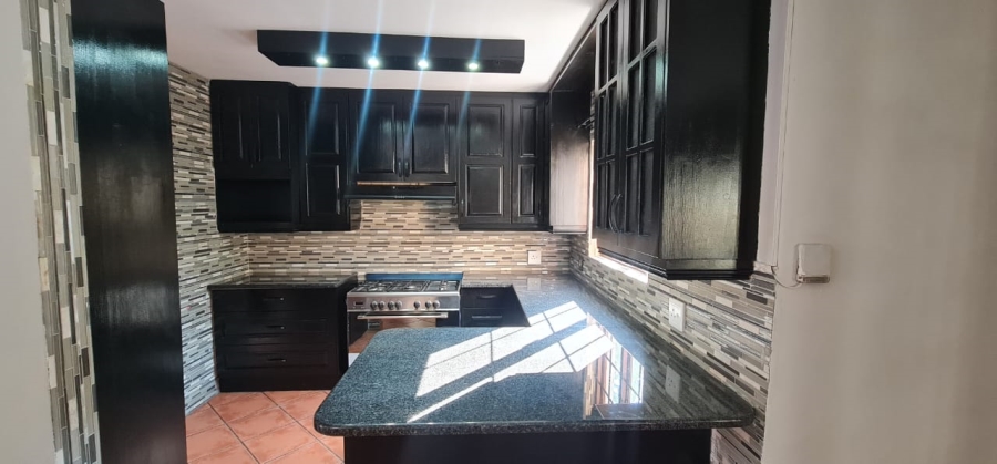 To Let 3 Bedroom Property for Rent in Equestria Gauteng
