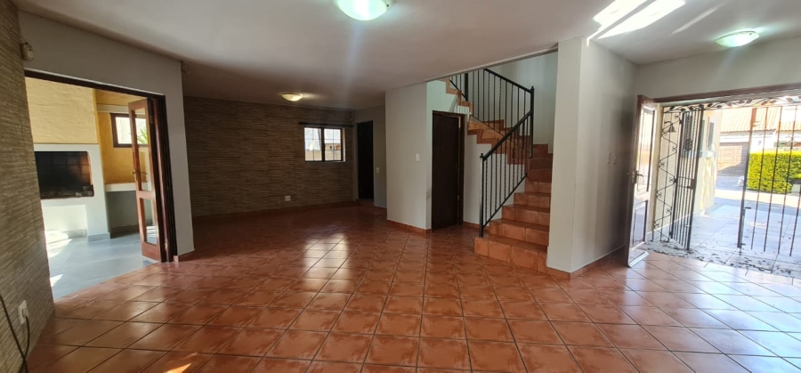 To Let 3 Bedroom Property for Rent in Equestria Gauteng