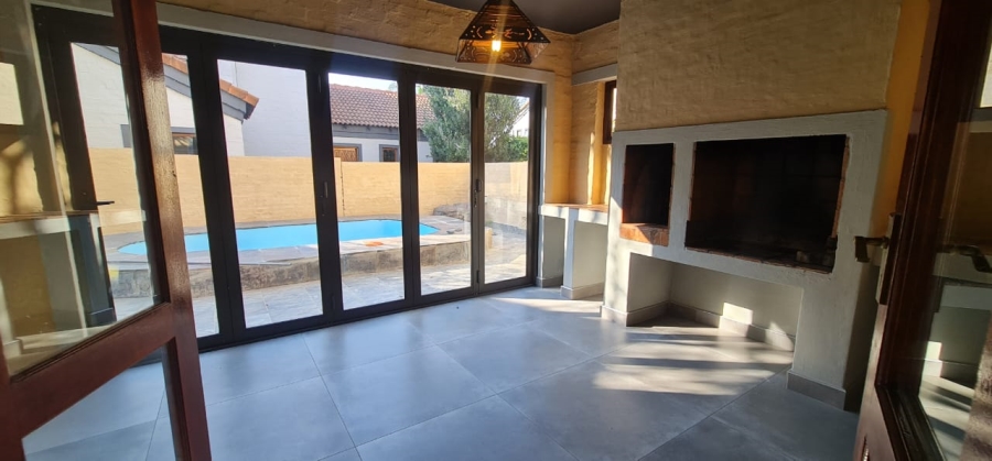 To Let 3 Bedroom Property for Rent in Equestria Gauteng