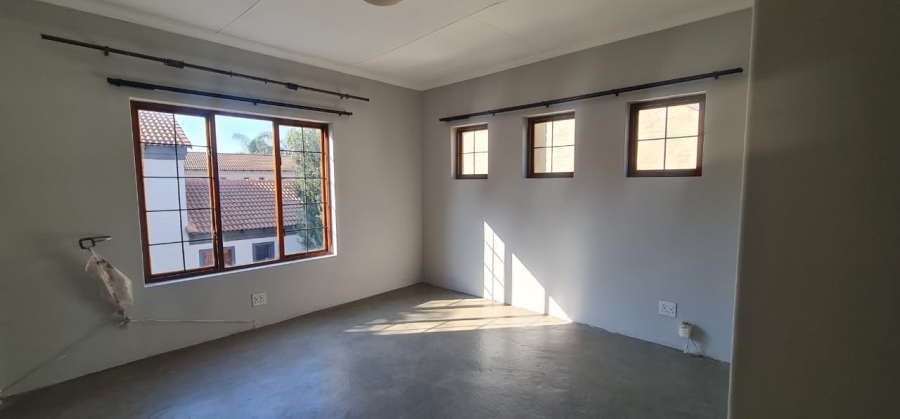 To Let 3 Bedroom Property for Rent in Equestria Gauteng