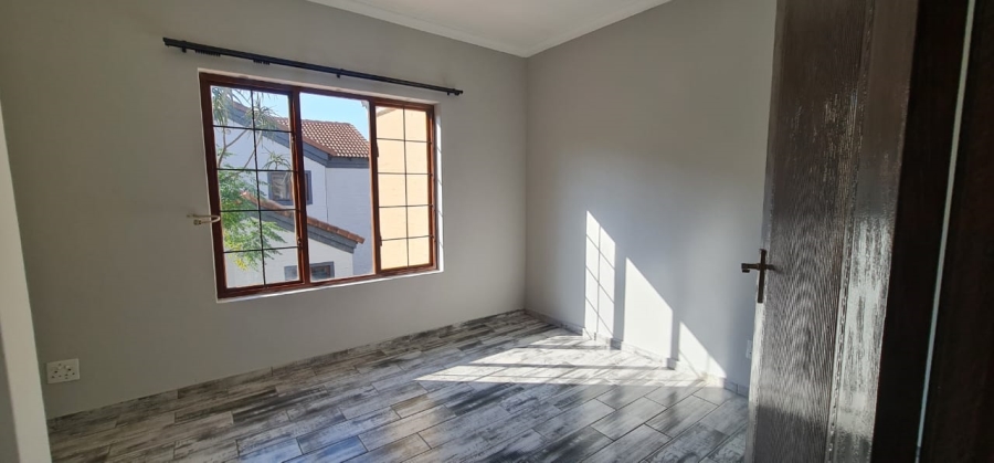 To Let 3 Bedroom Property for Rent in Equestria Gauteng
