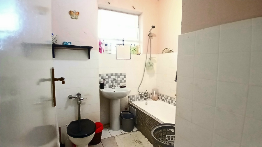 2 Bedroom Property for Sale in Blackheath Gauteng