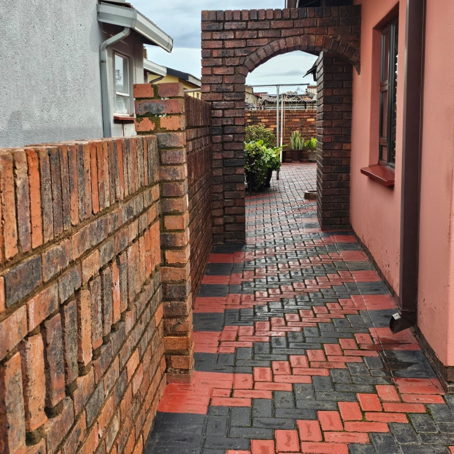 3 Bedroom Property for Sale in Sebokeng Zone 3 Gauteng