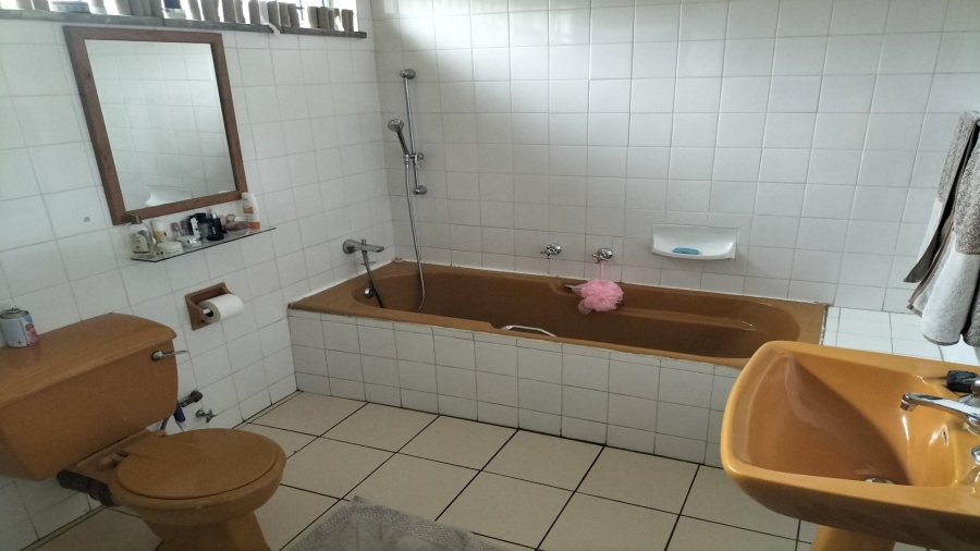3 Bedroom Property for Sale in Vanderbijlpark SE 2 Gauteng