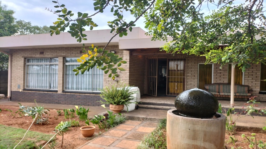 3 Bedroom Property for Sale in Vanderbijlpark SE 2 Gauteng