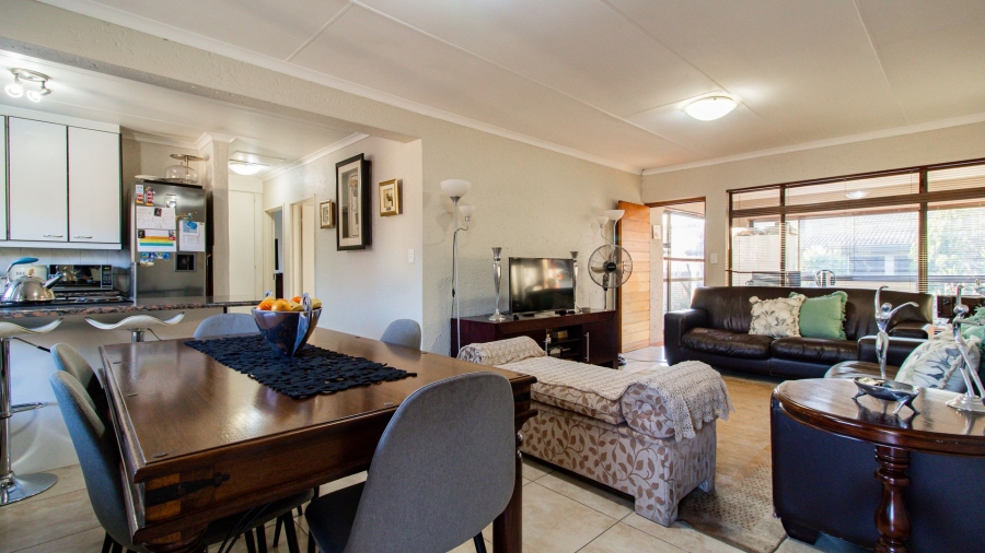 2 Bedroom Property for Sale in Bedfordview Gauteng