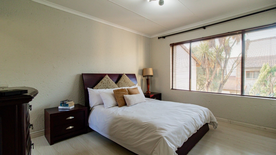 2 Bedroom Property for Sale in Bedfordview Gauteng
