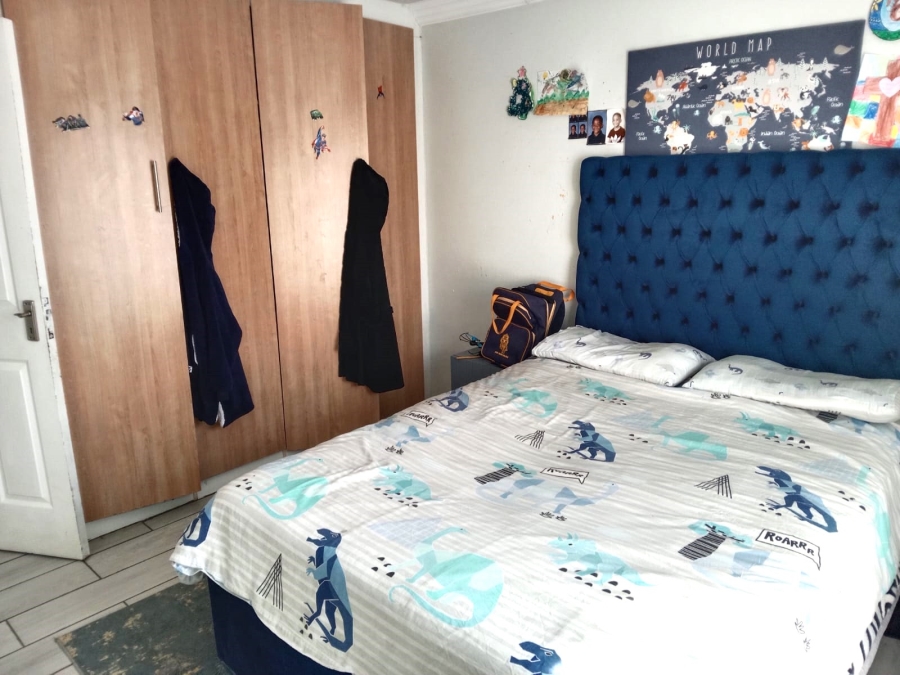 4 Bedroom Property for Sale in Vosloorus Ext 25 Gauteng