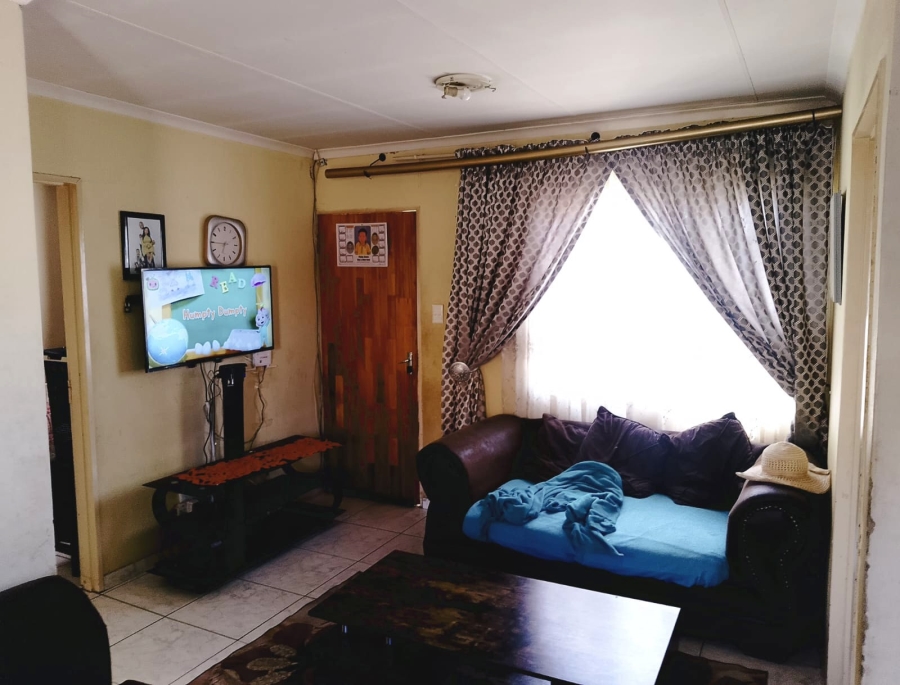 3 Bedroom Property for Sale in Windmill Park Gauteng