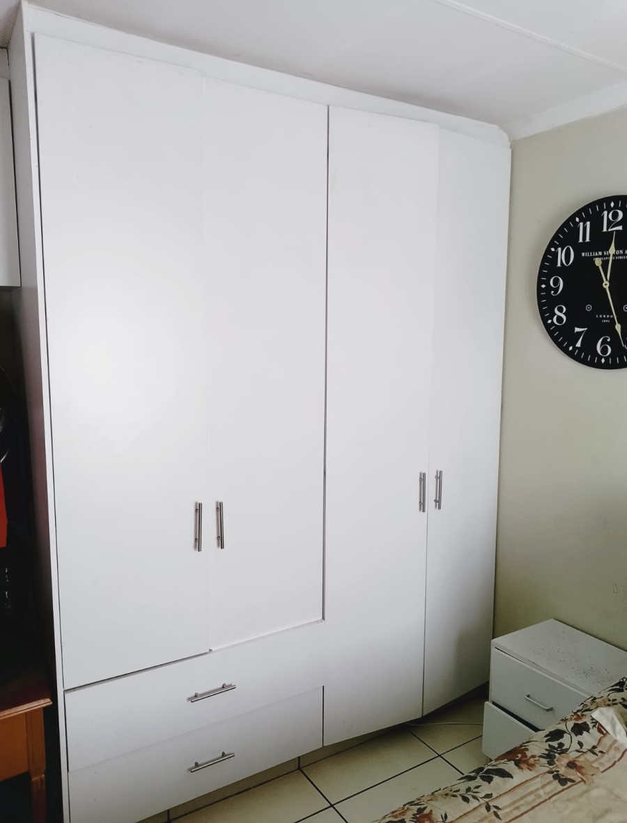 3 Bedroom Property for Sale in Windmill Park Gauteng