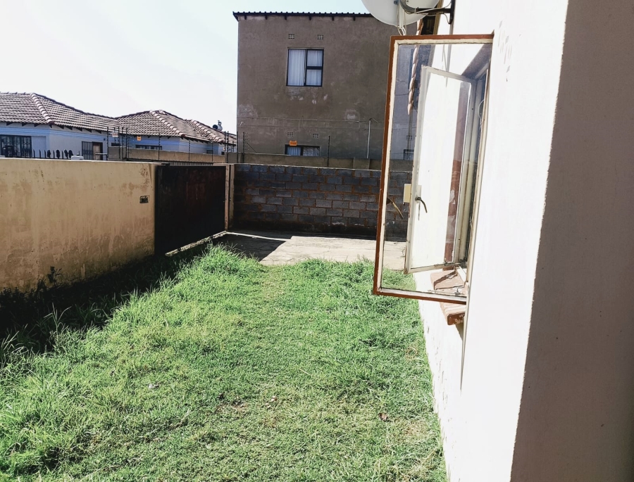 3 Bedroom Property for Sale in Windmill Park Gauteng