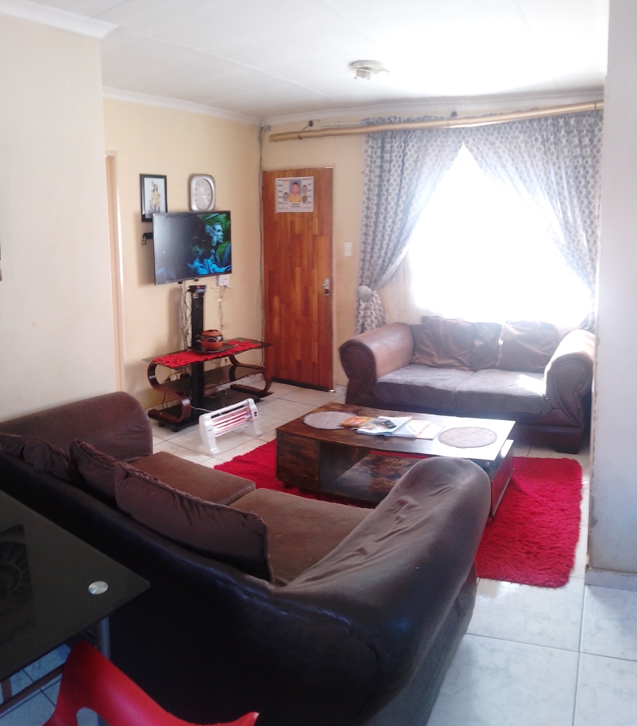 3 Bedroom Property for Sale in Windmill Park Gauteng