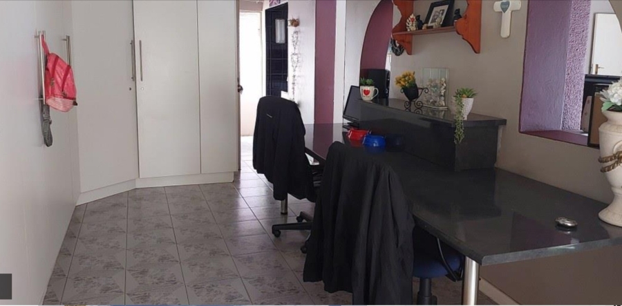 9 Bedroom Property for Sale in Tulisa Park Gauteng