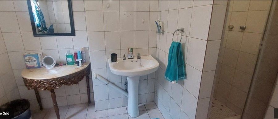 9 Bedroom Property for Sale in Tulisa Park Gauteng
