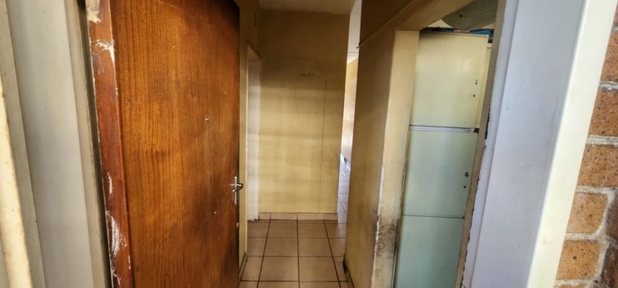 2 Bedroom Property for Sale in Berea Gauteng