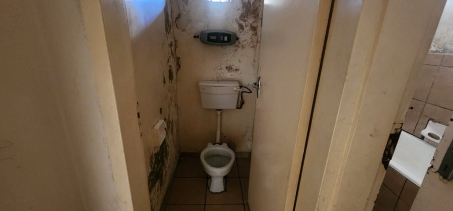 2 Bedroom Property for Sale in Berea Gauteng
