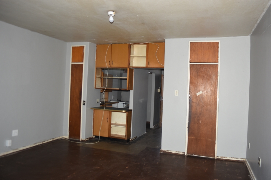 1 Bedroom Property for Sale in Sunnyside Gauteng