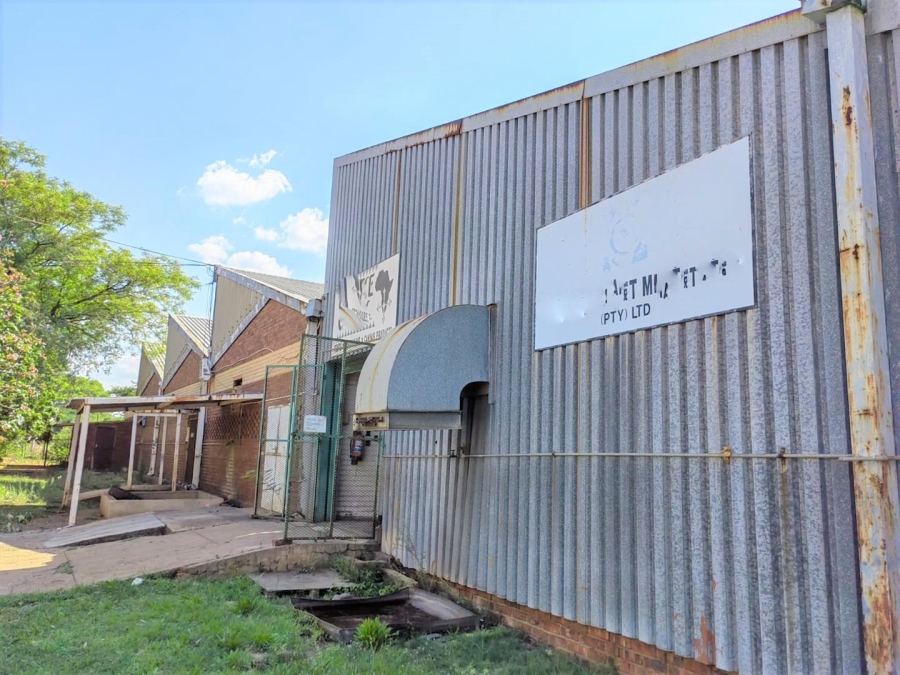 Commercial Property for Sale in Rosslyn Gauteng