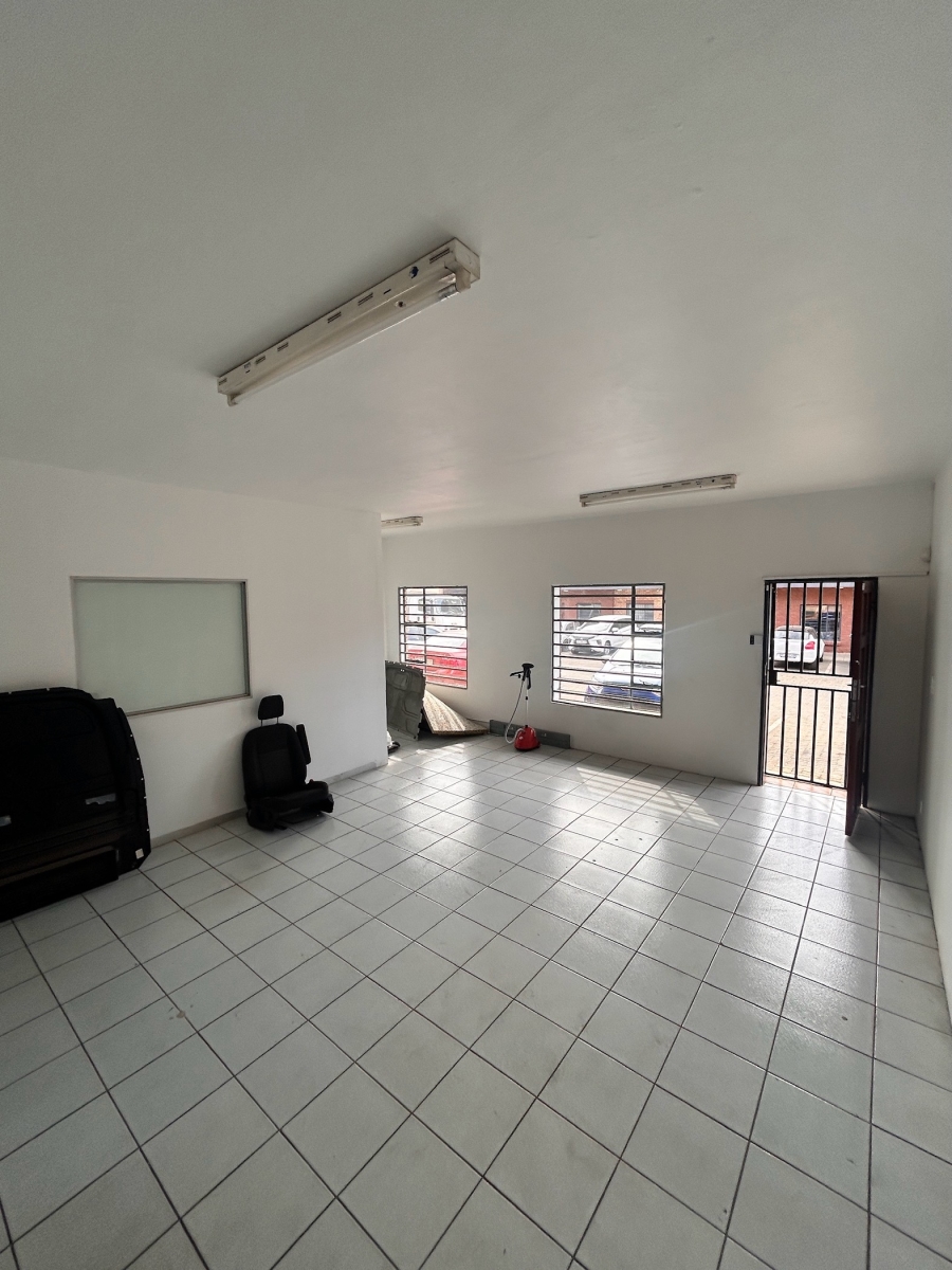To Let commercial Property for Rent in Bartlett Gauteng