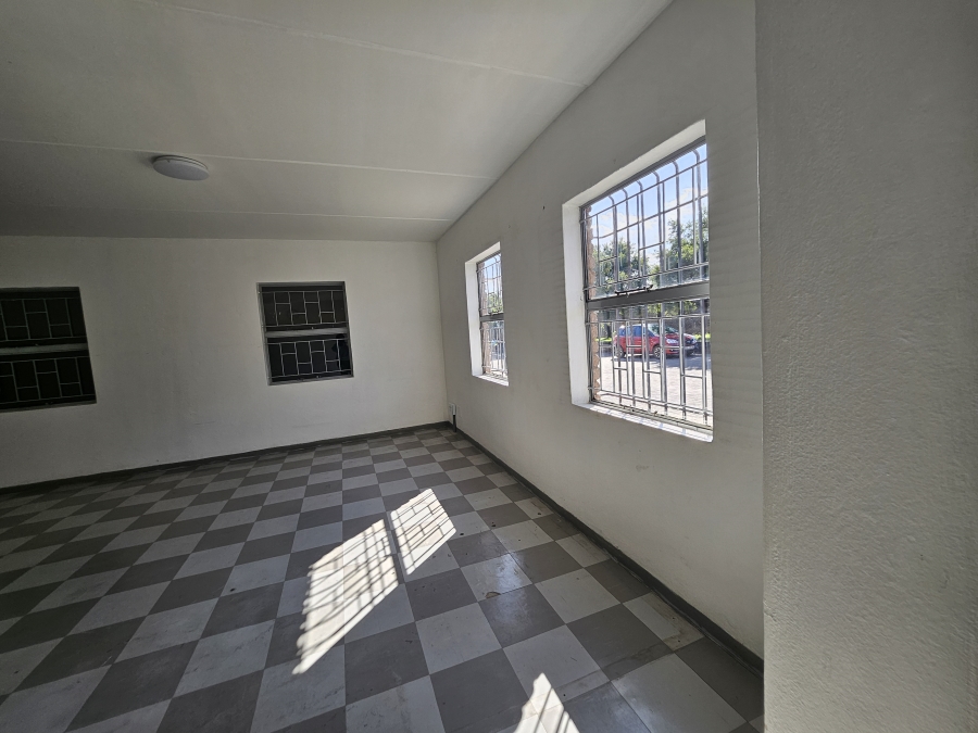To Let commercial Property for Rent in Silverton Gauteng