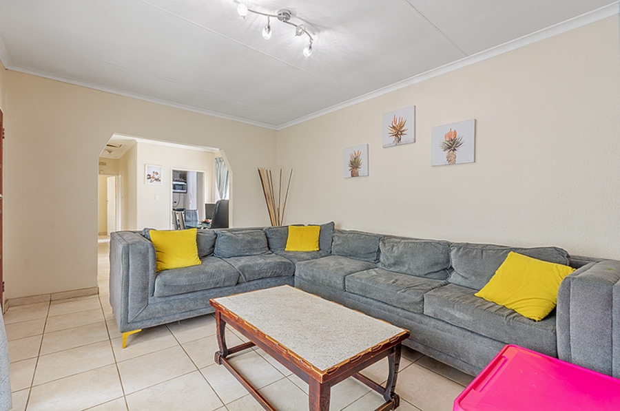 3 Bedroom Property for Sale in Crystal Park Gauteng
