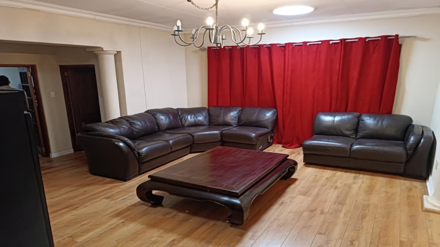 4 Bedroom Property for Sale in Vanderbijlpark SW 5 Gauteng