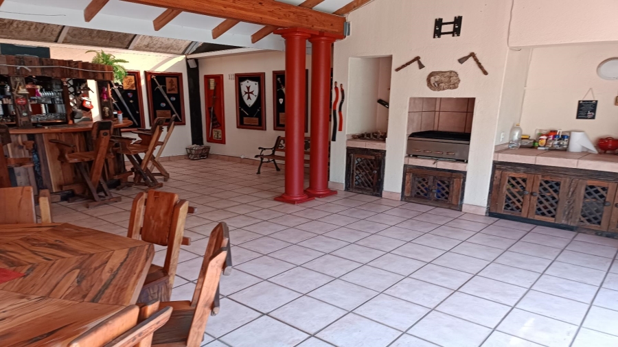 4 Bedroom Property for Sale in Vanderbijlpark SW 5 Gauteng