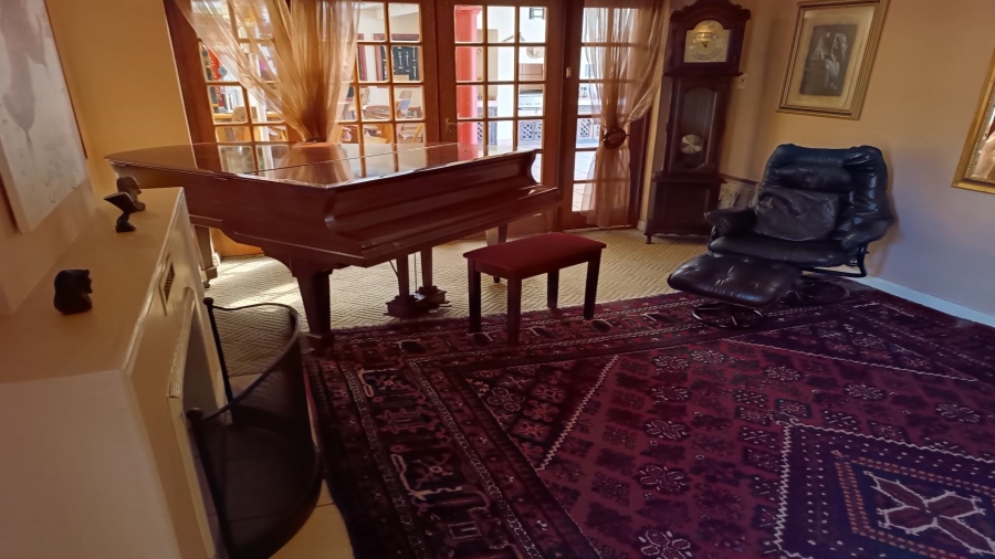 4 Bedroom Property for Sale in Vanderbijlpark SW 5 Gauteng