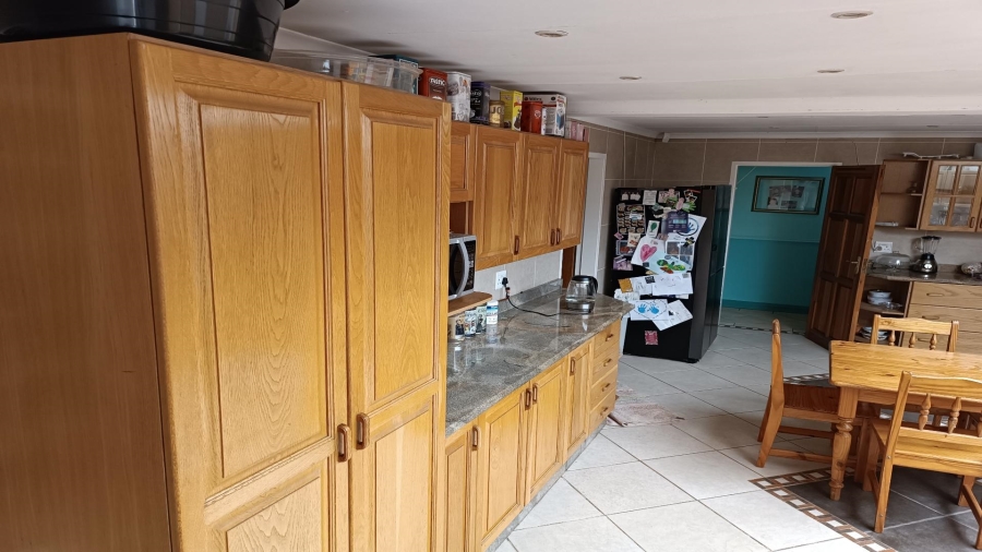 4 Bedroom Property for Sale in Vanderbijlpark SW 5 Gauteng