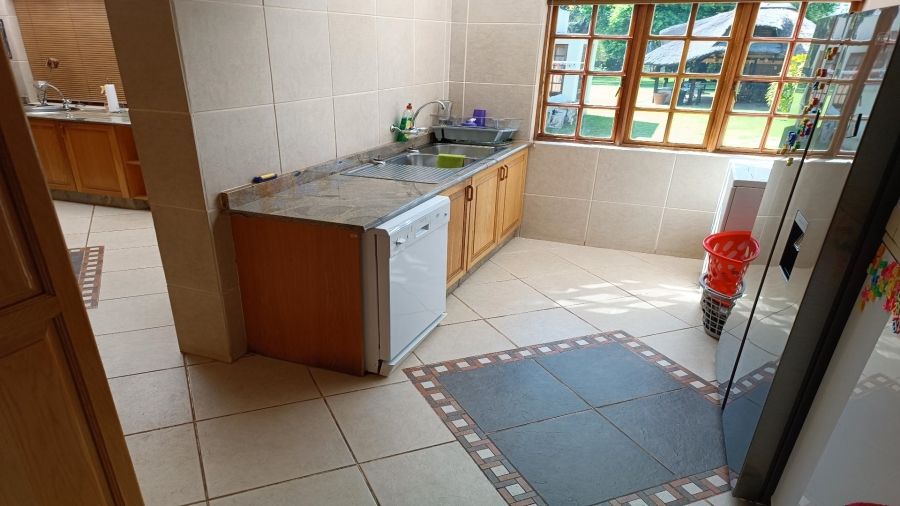4 Bedroom Property for Sale in Vanderbijlpark SW 5 Gauteng