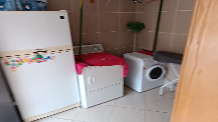 4 Bedroom Property for Sale in Vanderbijlpark SW 5 Gauteng
