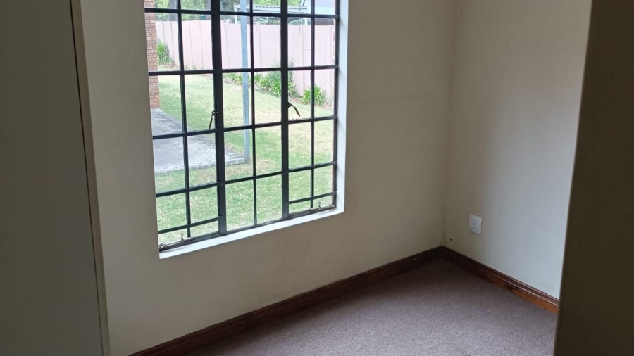 2 Bedroom Property for Sale in Three Rivers Gauteng