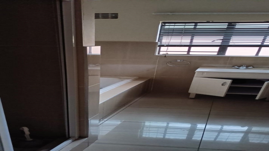 2 Bedroom Property for Sale in Three Rivers Gauteng