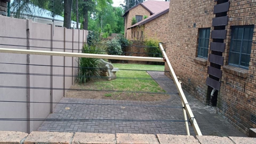 2 Bedroom Property for Sale in Three Rivers Gauteng