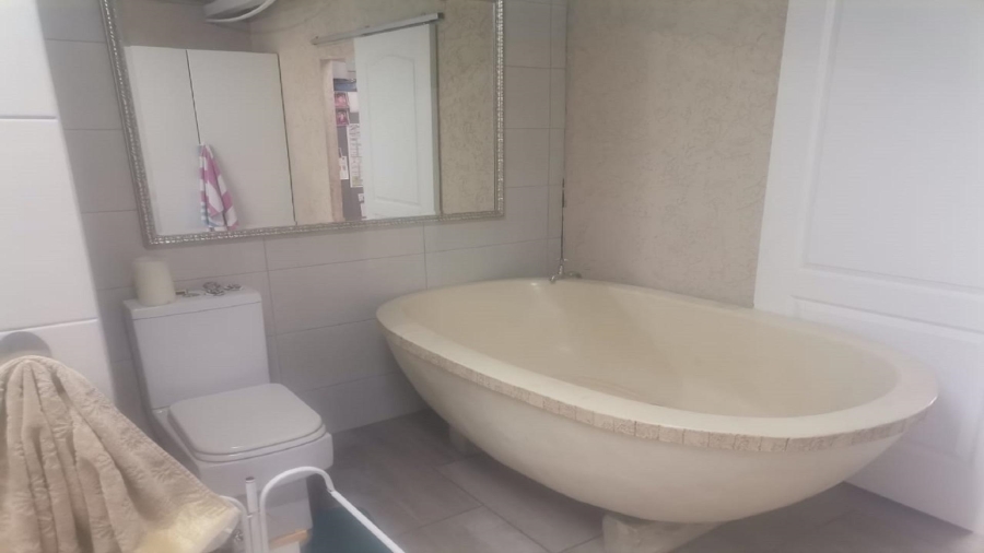 3 Bedroom Property for Sale in Ardenwold SH Gauteng