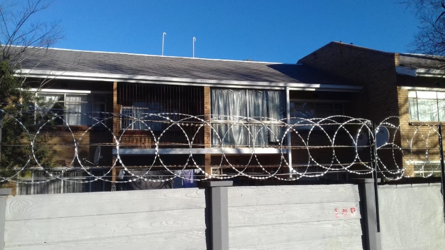 1 Bedroom Property for Sale in Vanderbijlpark CW 1 Gauteng